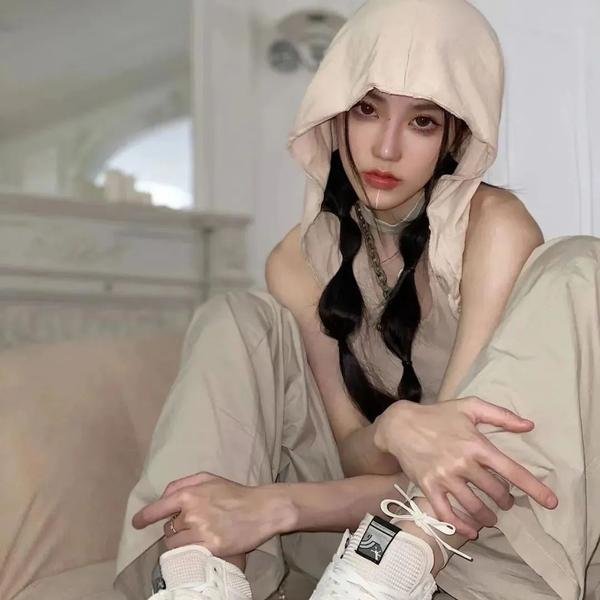 生机勃勃的我们海报